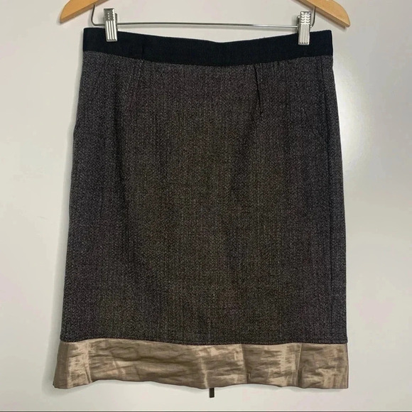 BCBGMAXAZRIA Wool Zip Up Back Skirt Size 6 - Picture 1 of 8